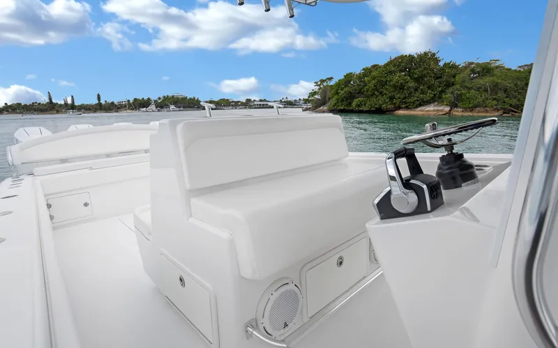 Katalyst Yacht Photos Pics 