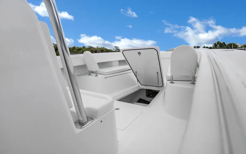 Katalyst Yacht Photos Pics 