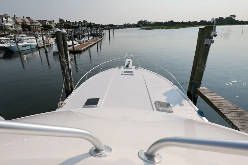 Reel Class Yacht Photos Pics 