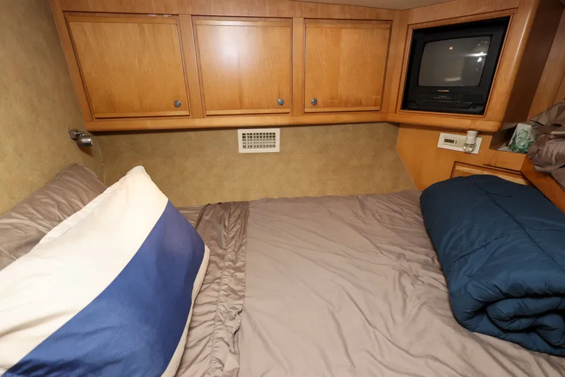 Reel Class Yacht Photos Pics 