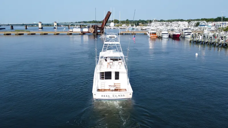 Reel Class Yacht Photos Pics 