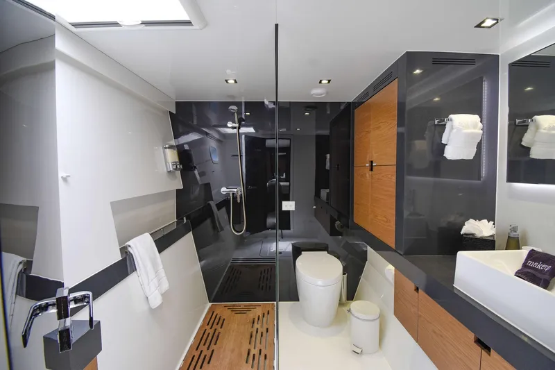 Euphoria Yacht Photos Pics 