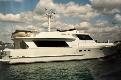 Motor Yacht 70 Brata