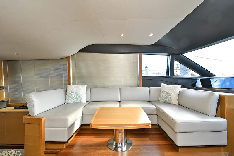 "about Time" Yacht Photos Pics Salon