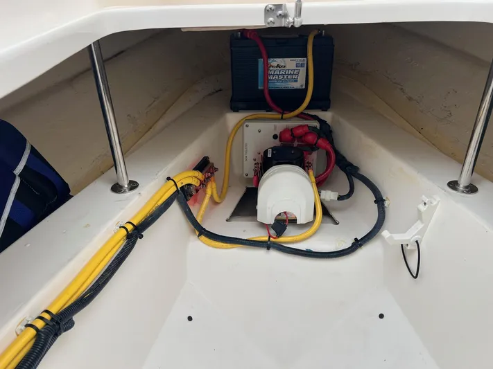 Hot Pursuit Yacht Photos Pics 2016 Pursuit 325 DC boat battery compartment with wiring and Marine Master battery.