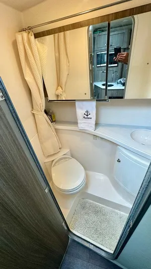 Andiamo Yacht Photos Pics 