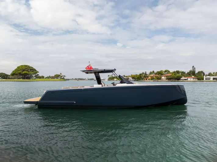 Sea Buddha II Yacht Photos Pics 