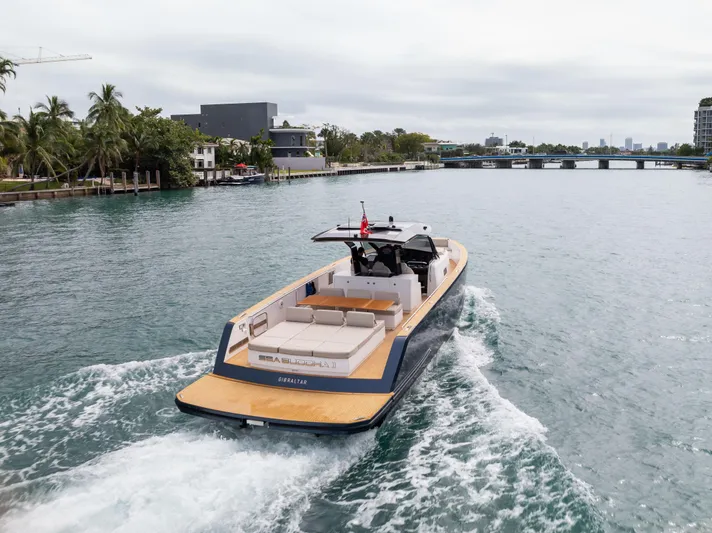 Sea Buddha II Yacht Photos Pics 