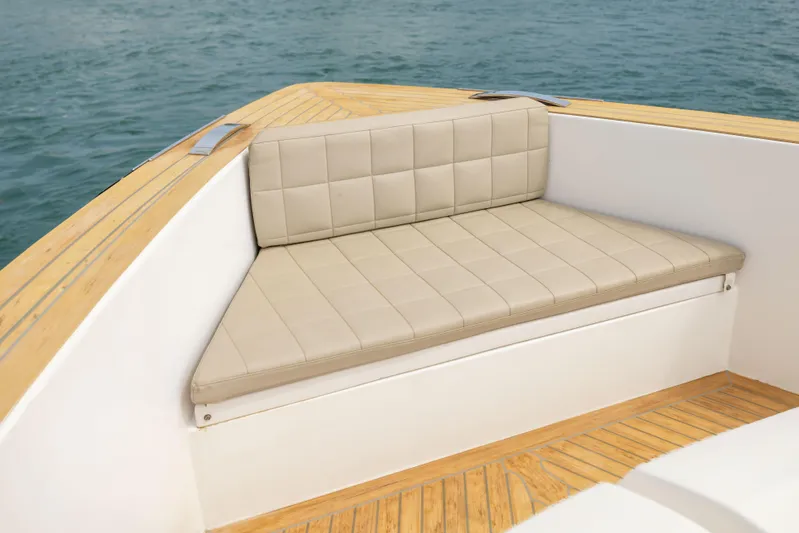 Sea Buddha II Yacht Photos Pics 