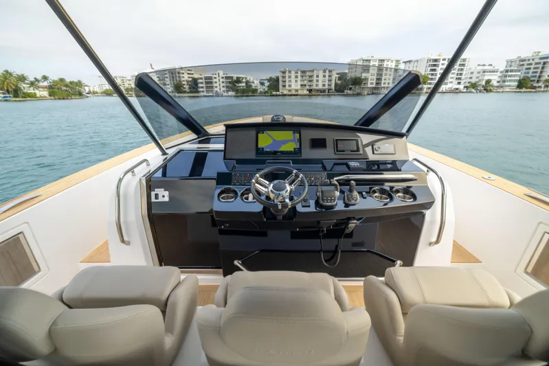 Sea Buddha II Yacht Photos Pics 