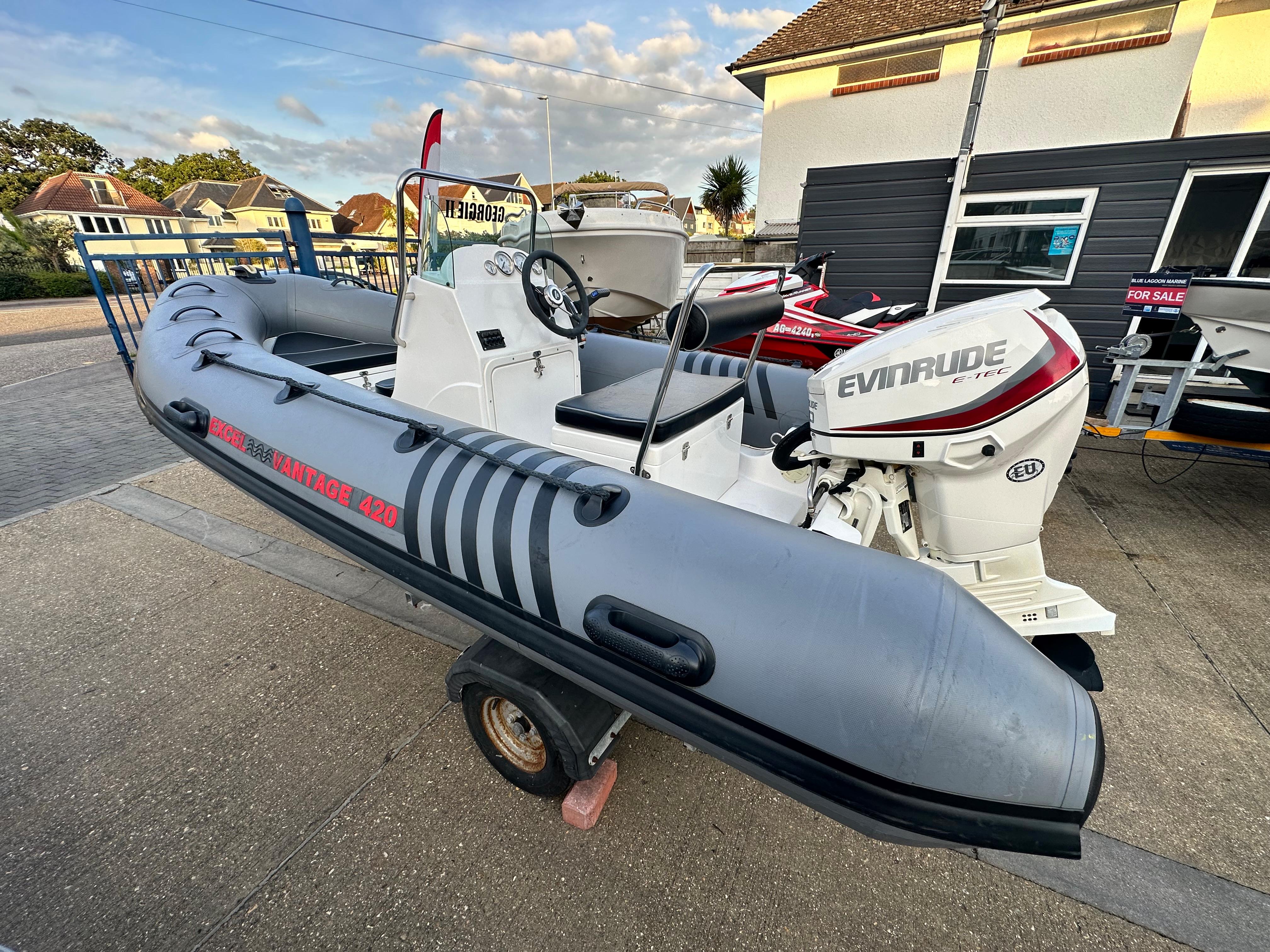 2015 Excel Inflatable SR420