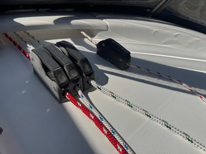 Sanctuary Yacht Photos Pics Rope clutches on 2005 Beneteau Oceanis Clipper 473 sailboat deck.