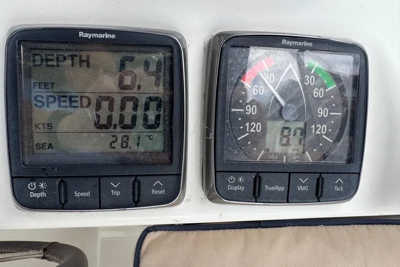 Sanctuary Yacht Photos Pics Raymarine instruments on 2005 Beneteau Oceanis Clipper 473, displaying depth, speed, and sea temperature.