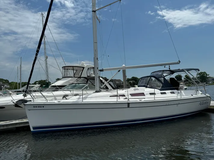 Atlantis Yacht Photos Pics 