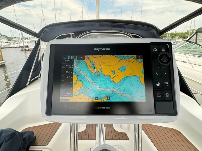 Atlantis Yacht Photos Pics 