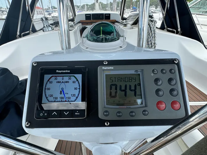 Atlantis Yacht Photos Pics 