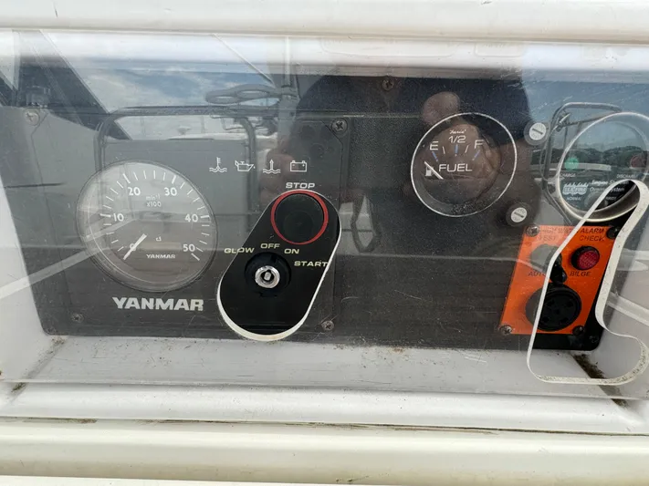 Atlantis Yacht Photos Pics 