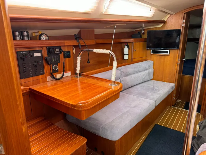 Atlantis Yacht Photos Pics 