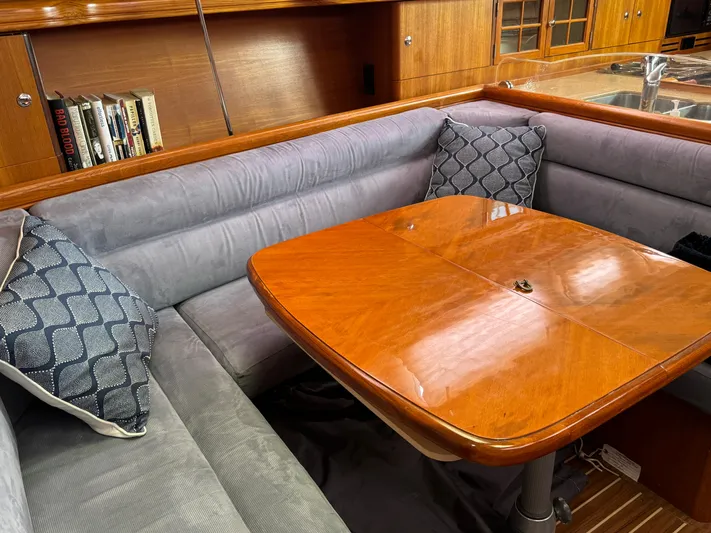 Atlantis Yacht Photos Pics 