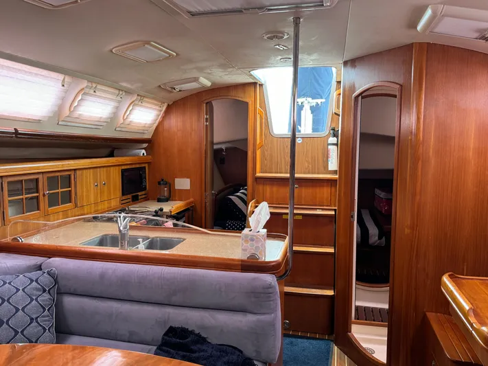 Atlantis Yacht Photos Pics 