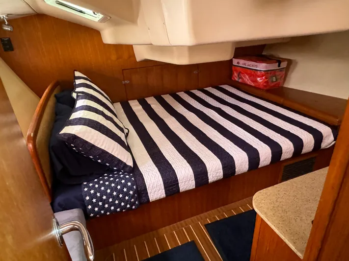 Atlantis Yacht Photos Pics 