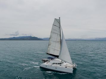 Lagoon 380