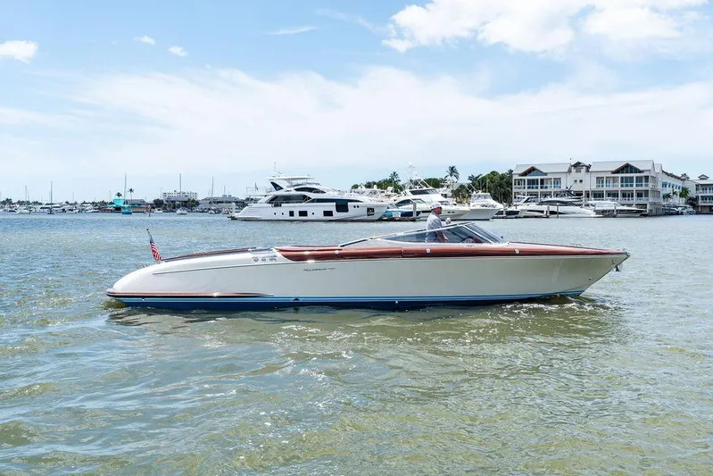 Amore Yacht Photos Pics 