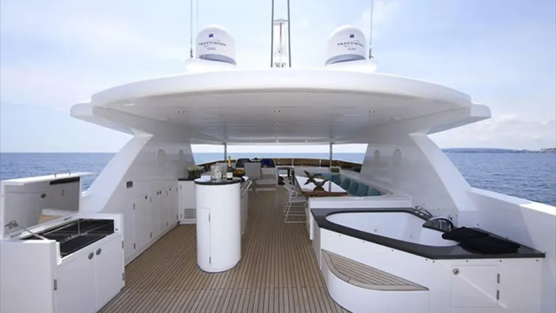 White Shark Yacht Photos Pics 2008 Johnson 105