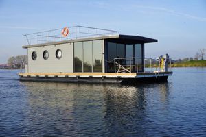 2023 La Mare Houseboat Apartboat XL
