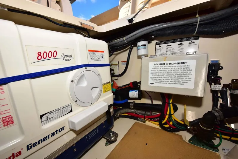 Pain Killer Yacht Photos Pics 