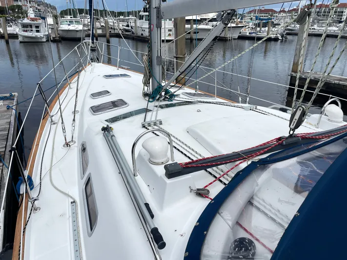 Gone With The Wind Yacht Photos Pics 