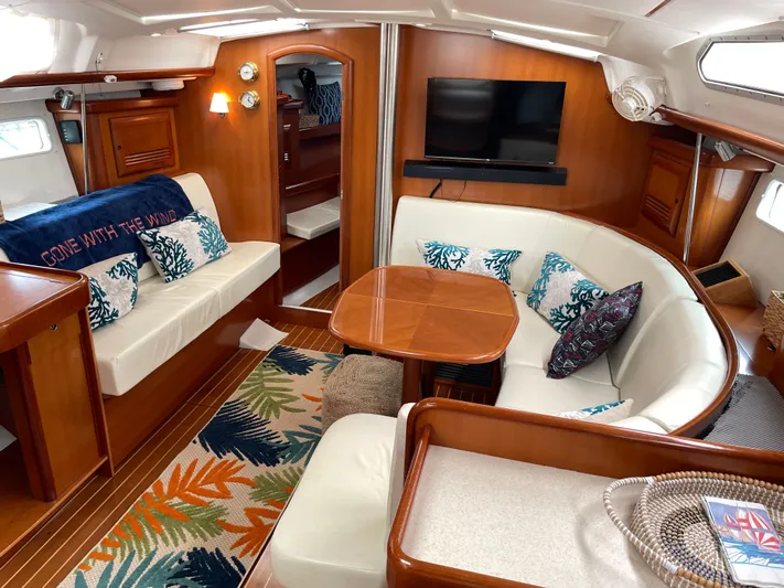 Gone With The Wind Yacht Photos Pics 