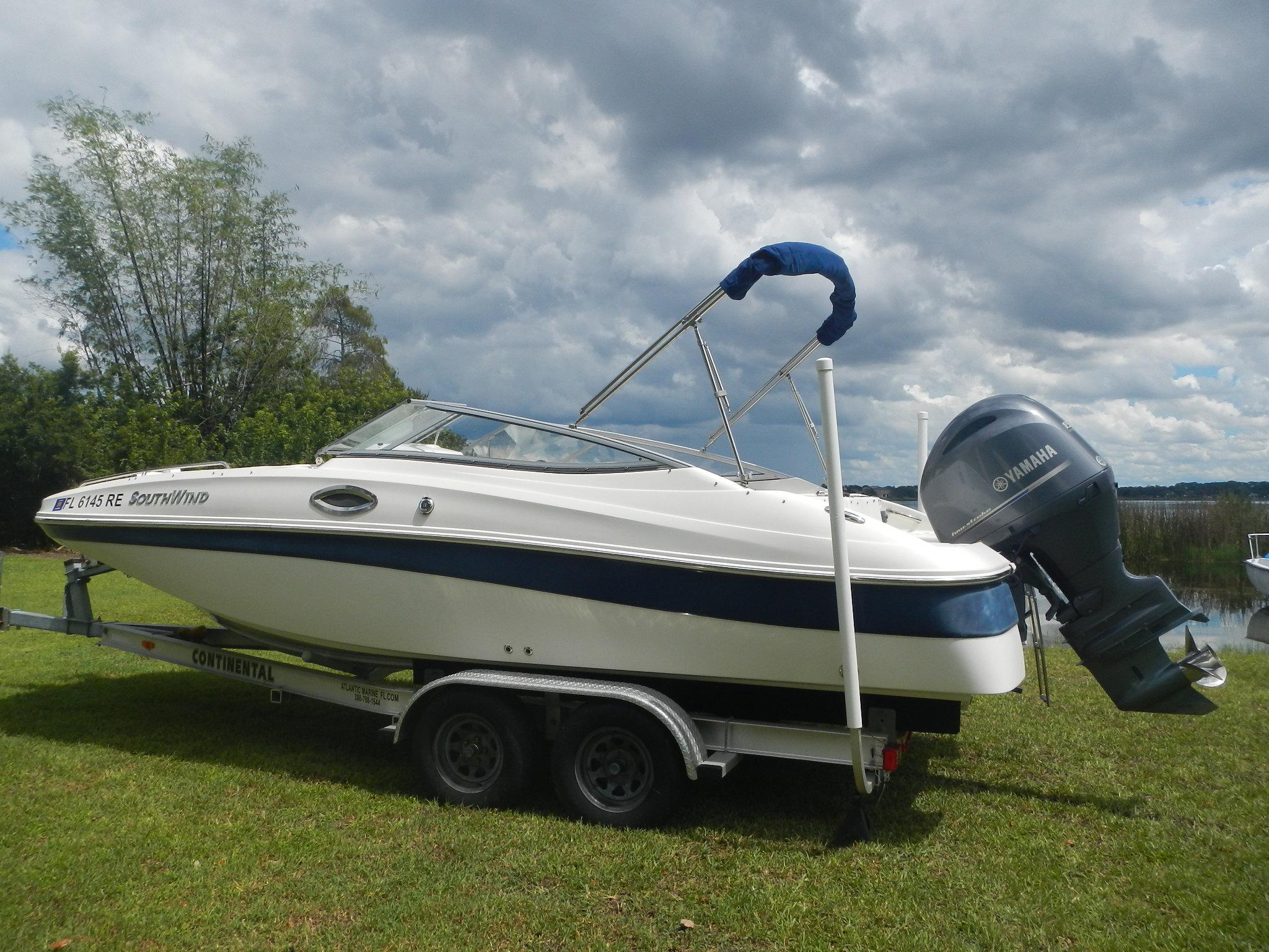 2016 SouthWind 212 SD boat on a trailer with Yamaha outboard motor.