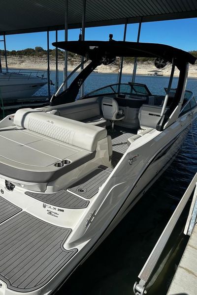 2020 Sea Ray SLX 280