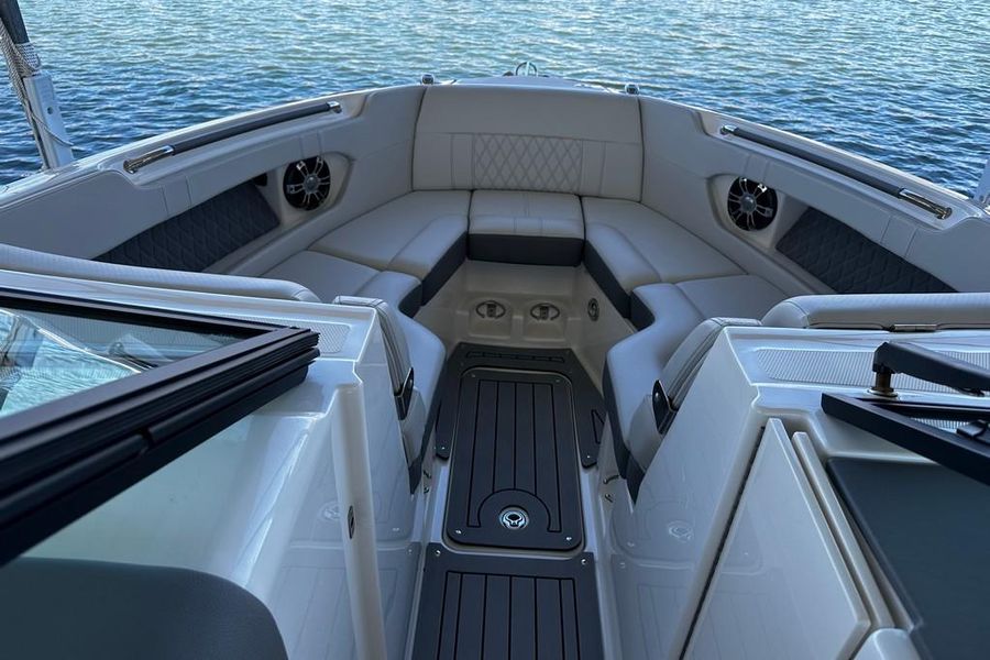 2020 Sea Ray SLX 280