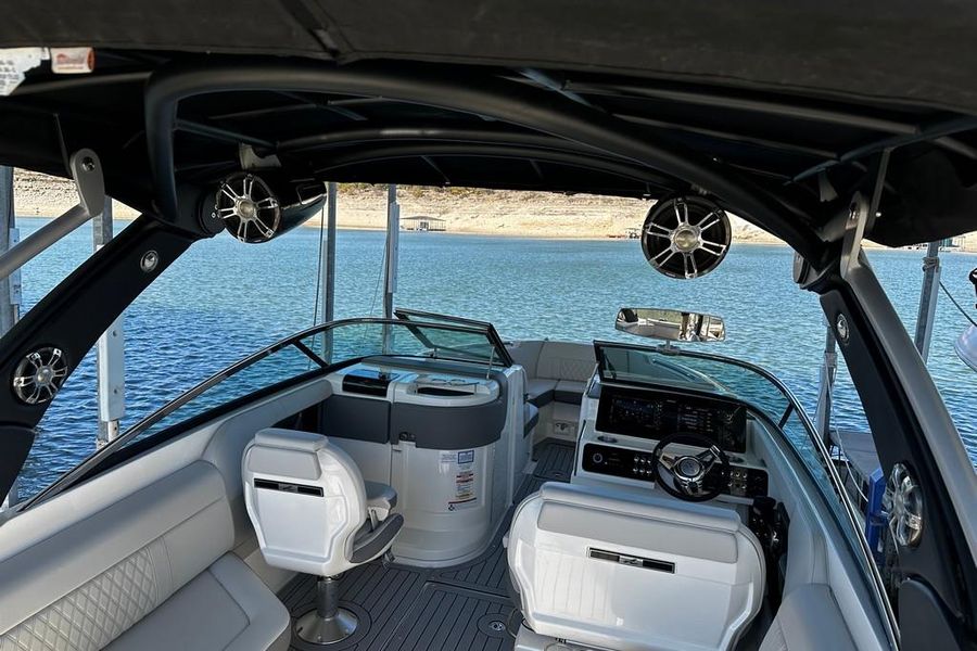 2020 Sea Ray SLX 280