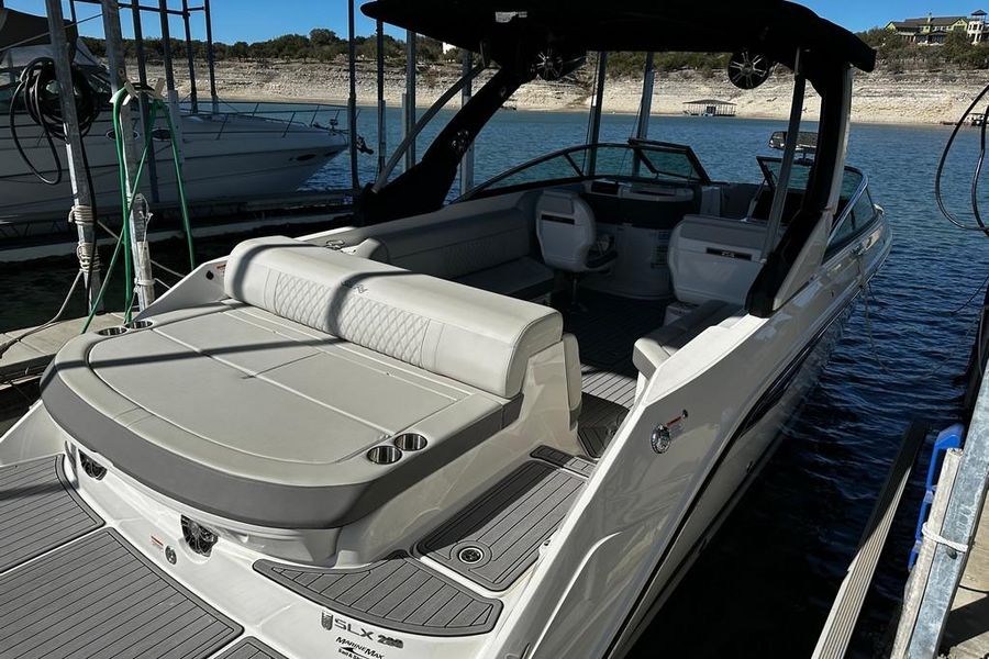 2020 Sea Ray SLX 280