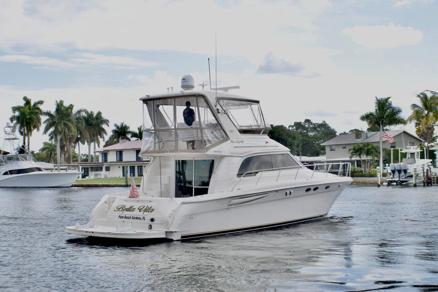 1999 Sea Ray 480 Sedan Bridge