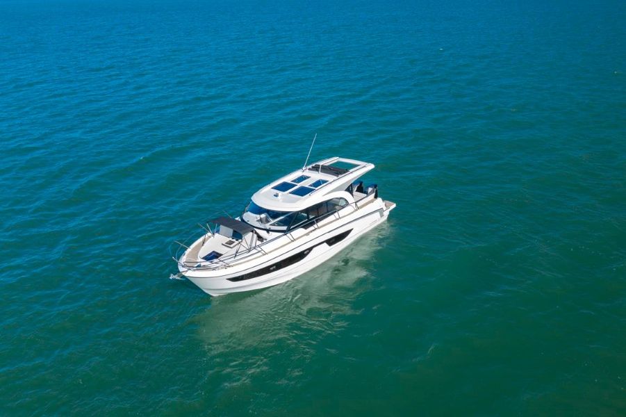 2021 Beneteau America Antares 11