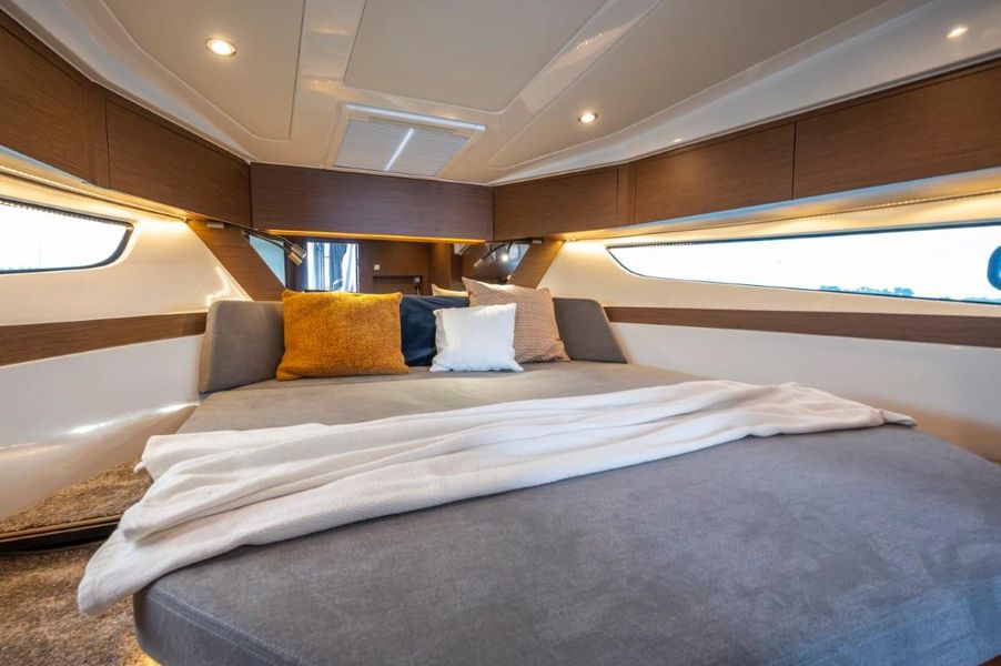 2021 Beneteau America Antares 11