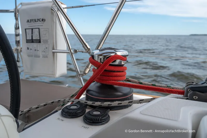 Balandra Yacht Photos Pics Jeanneau Sun Odyssey 439 sailboat deck with winch and ropes, 2014 model.