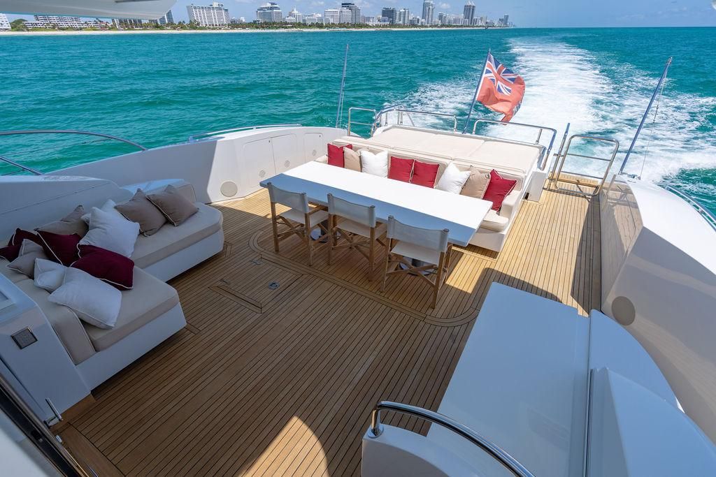 2014 Mangusta 110 