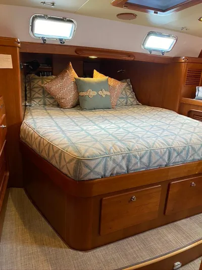 Living Water Yacht Photos Pics 