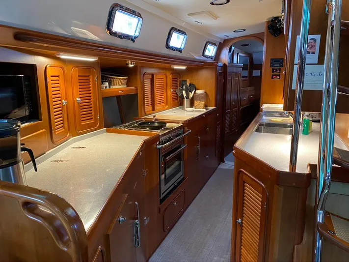 Living Water Yacht Photos Pics 