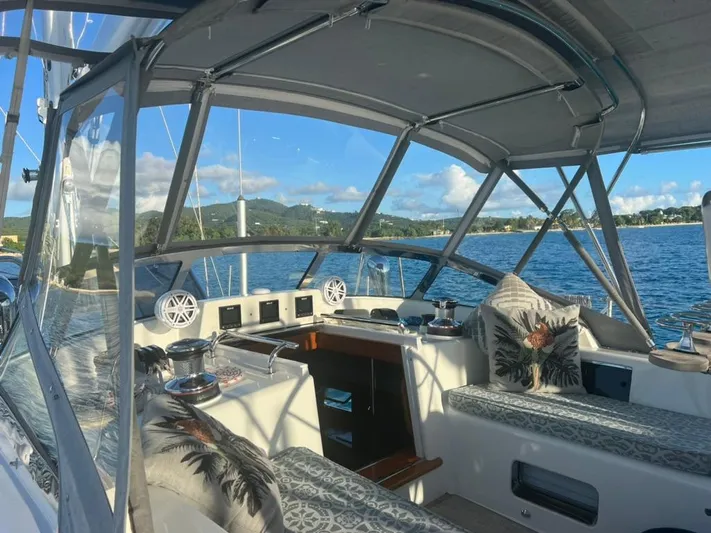 Living Water Yacht Photos Pics 