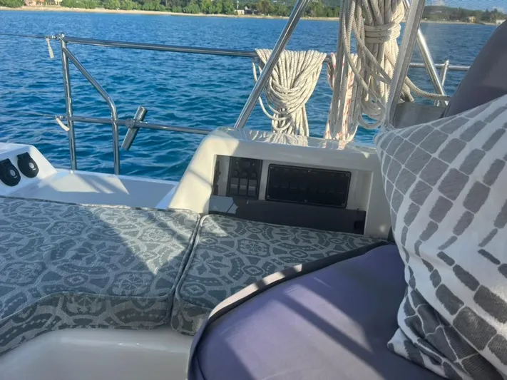 Living Water Yacht Photos Pics 