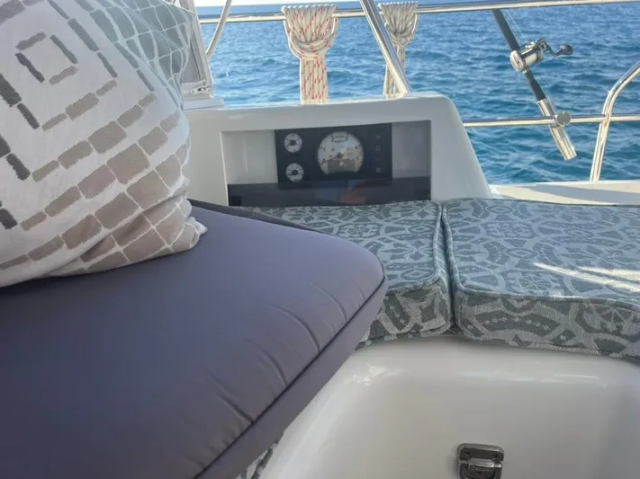 Living Water Yacht Photos Pics 