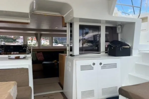 Searching For Bliss Yacht Photos Pics Interior of 2011 Lagoon 450 F catamaran, featuring modern design and spacious layout.