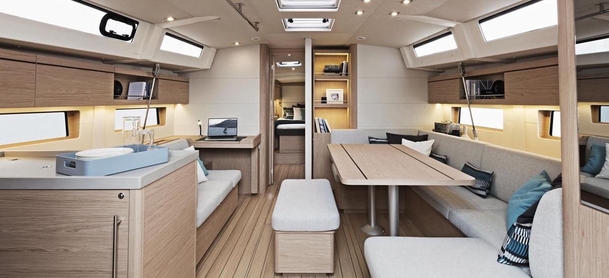 2022 Beneteau 46 