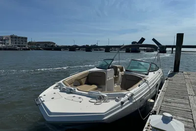 NauticStar 243 DC